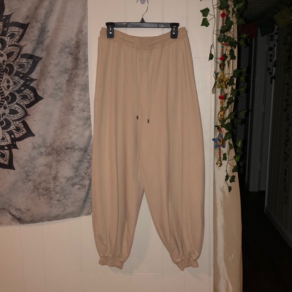 Lattelier Tan High-Waisted Drawstring Pipe-Shaped Jogger Size Medium Brand New - Picture 6 of 16